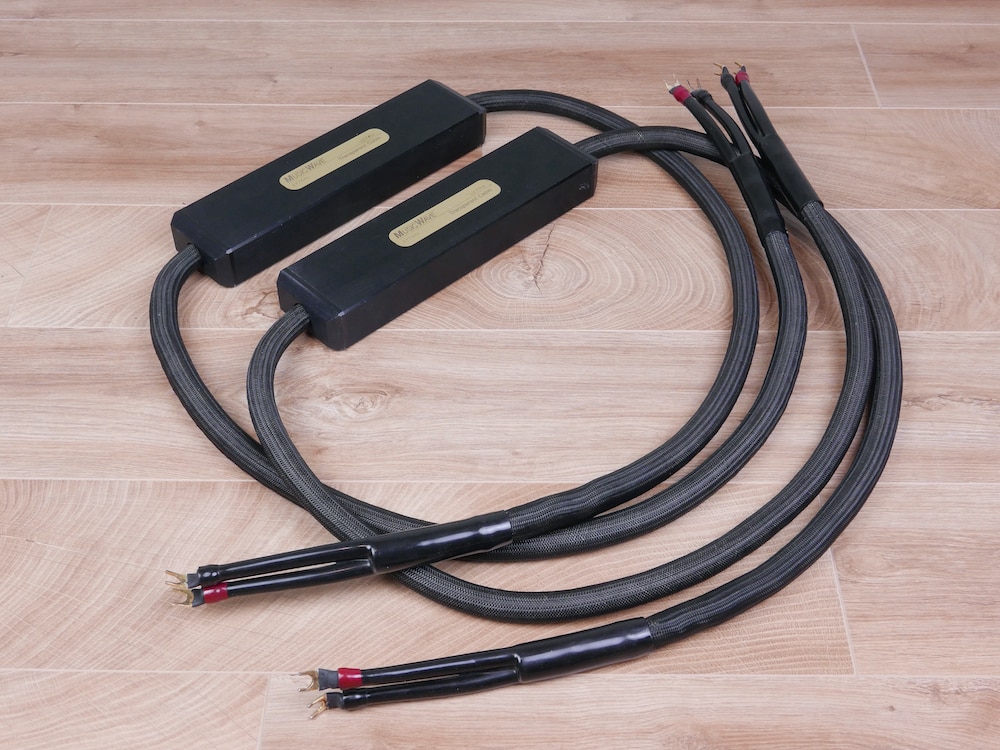 Transparent MusicWave Ultra XL audio speaker cables 2,4 metre
