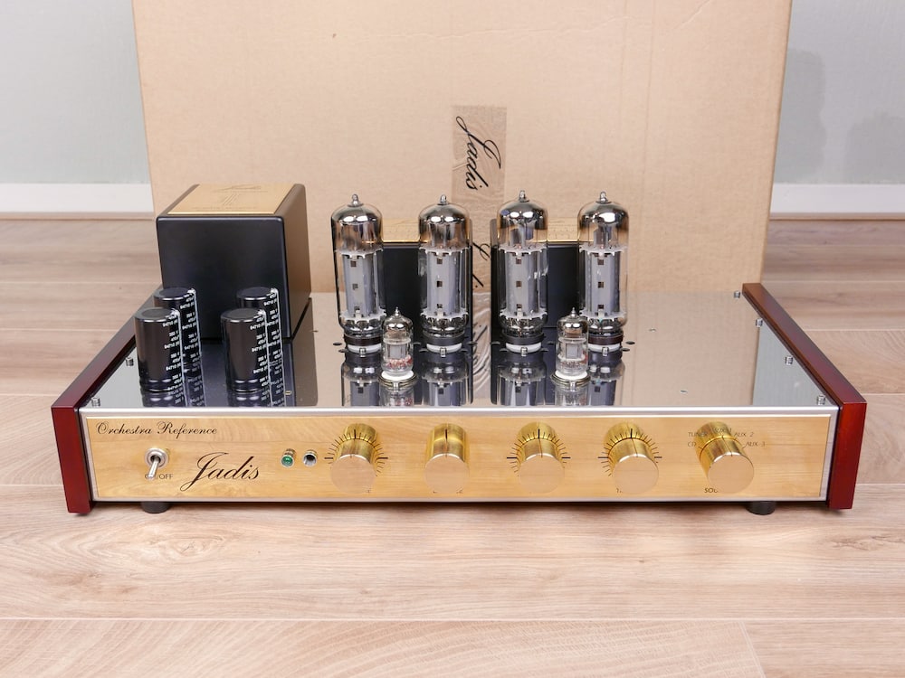 Jadis Orchestra Reference highend audio amplifier with remote and tone control 1