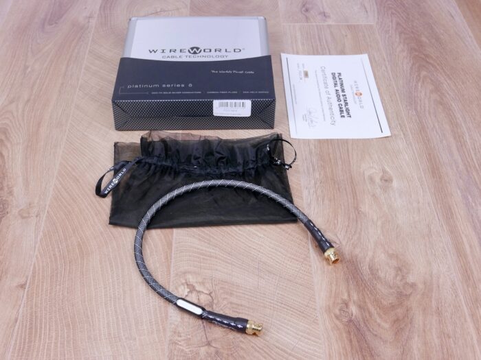 Wireworld Platinum Starlight 8 digital audio interconnect BNC 0,5 metre 11