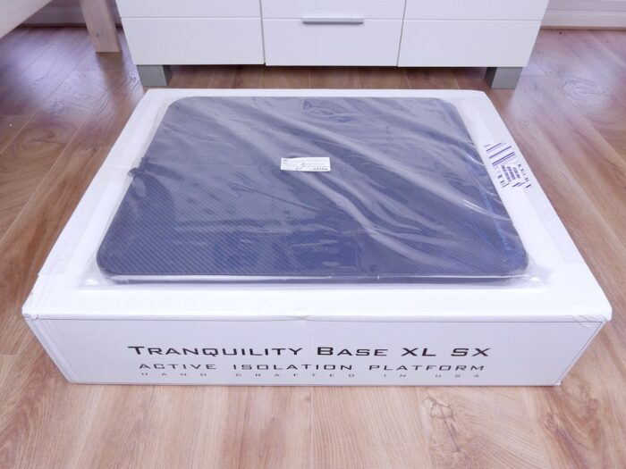 Synergistic Research Tranquility Base Carbon XL NEW 1
