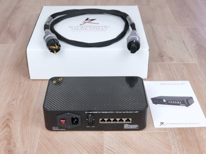 Synergistic Research highend audio Ethernet Network Switch UEF 1