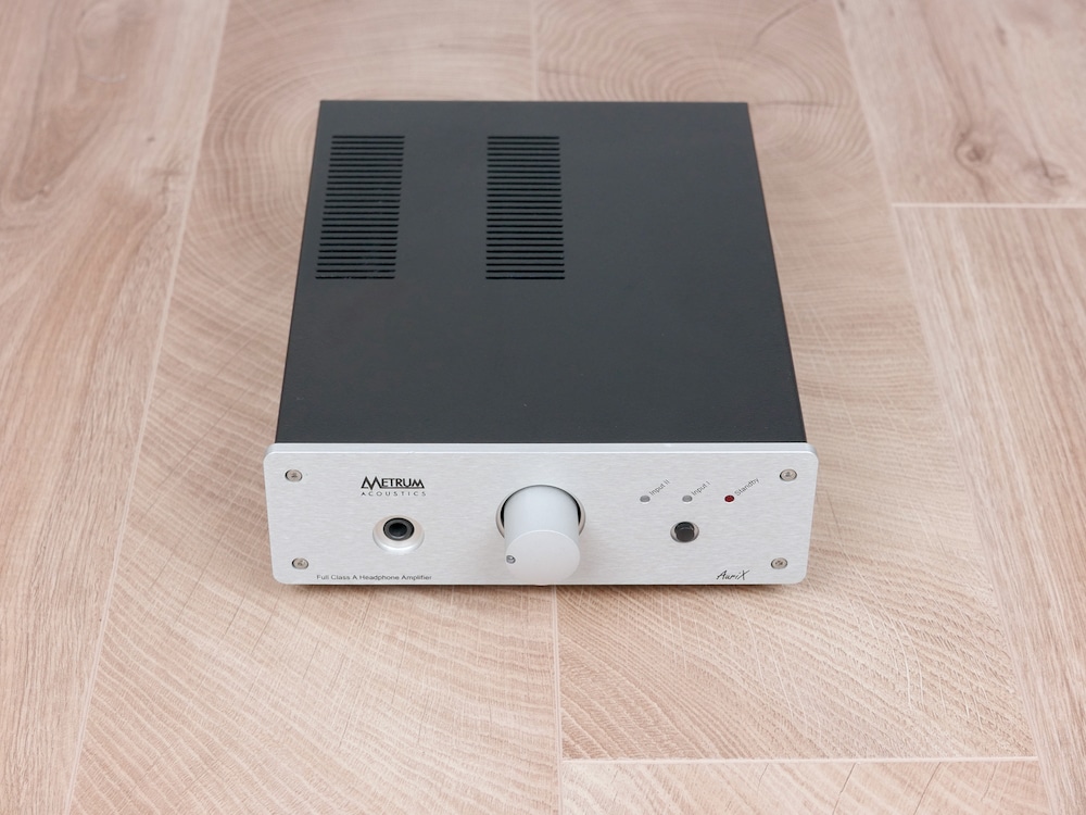 Metrum Acoustics Aurix audio headphone amplifier 11