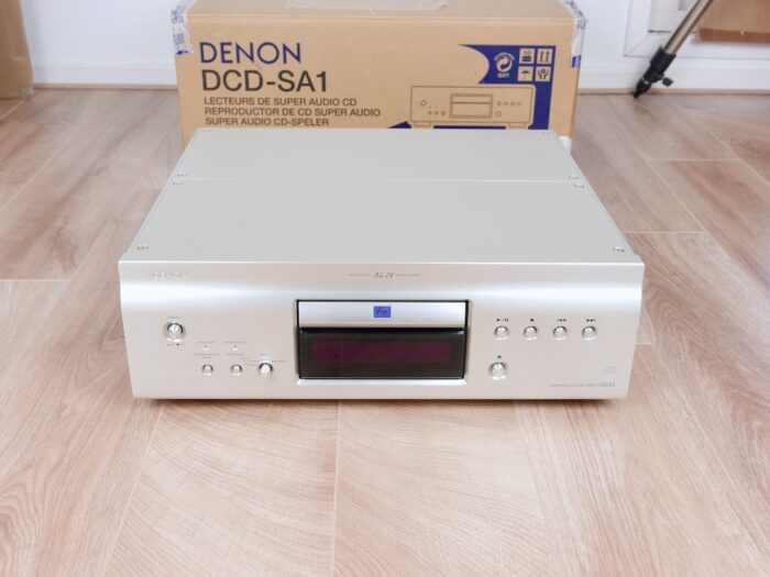 Denon DCD-SA1 highend audio SACD player 1