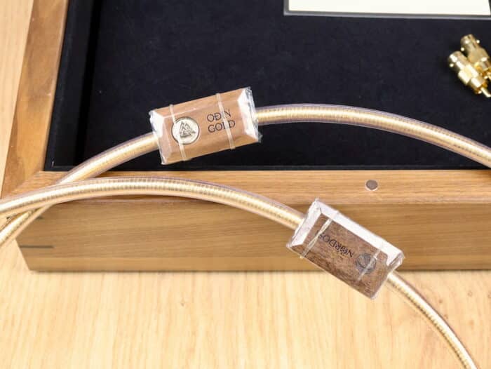 Nordost Odin Gold highend digital audio interconnect BNC (with RCA adapters) 1,25 metre 2