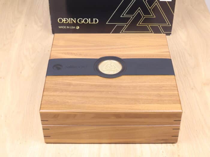 Nordost Odin Gold highend digital audio interconnect BNC (with RCA adapters) 1,25 metre 6