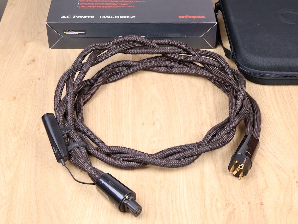【美品】AudioQuest Thunder High Current 2m Audioquest Thunder HC IEC15 2m - Power Cable - HomeCineSolutions
