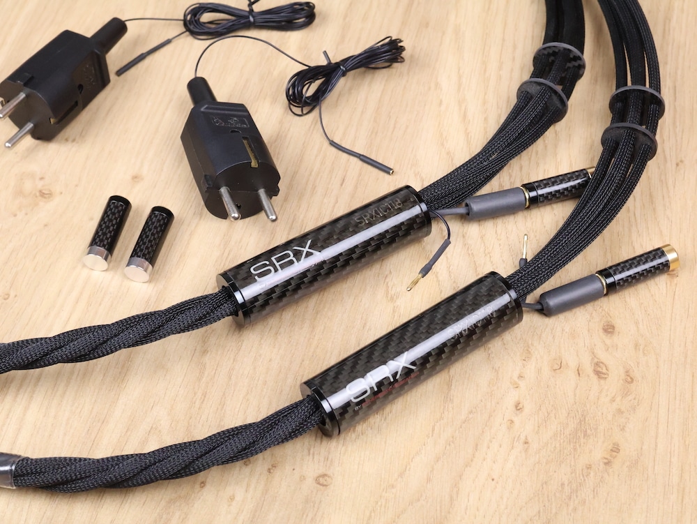 Synergistic Research SRX highend audio interconnects RCA 1,0 metre 13