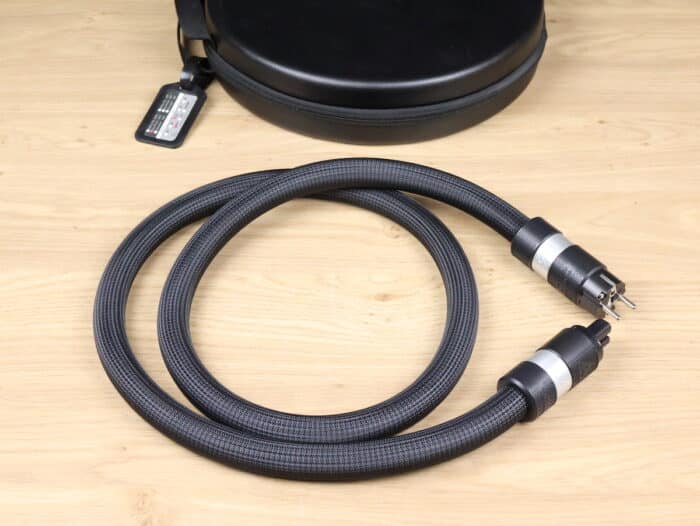 Shunyata Research Alpha NR highend audio power cable C15 1,75 metre 1