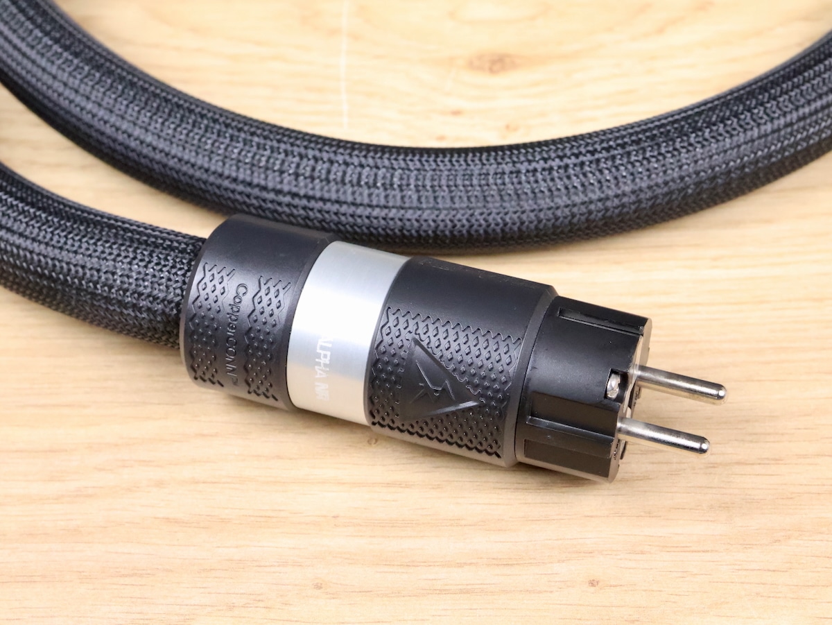 Shunyata Research Alpha NR highend audio power cable C15 1,75