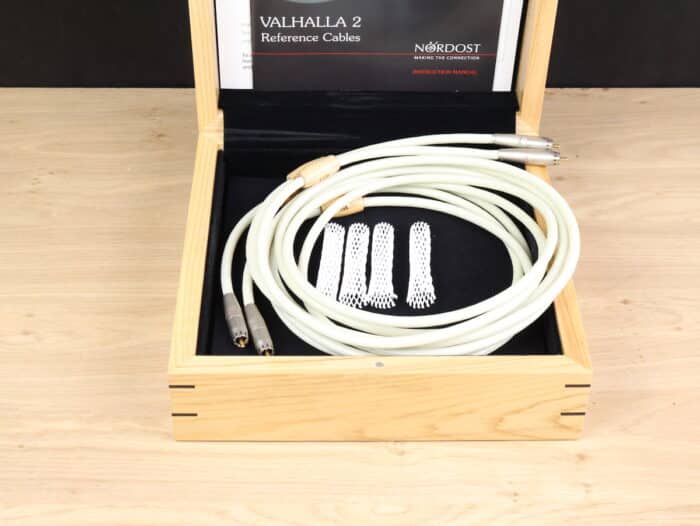 Nordost Valhalla 2 Reference highend audio interconnects RCA 3,0 metre 1
