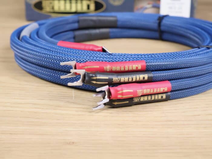 Harmonix HIJIRI HCS highend audio speaker cables 2,5 metre NEW 30% OFF 2