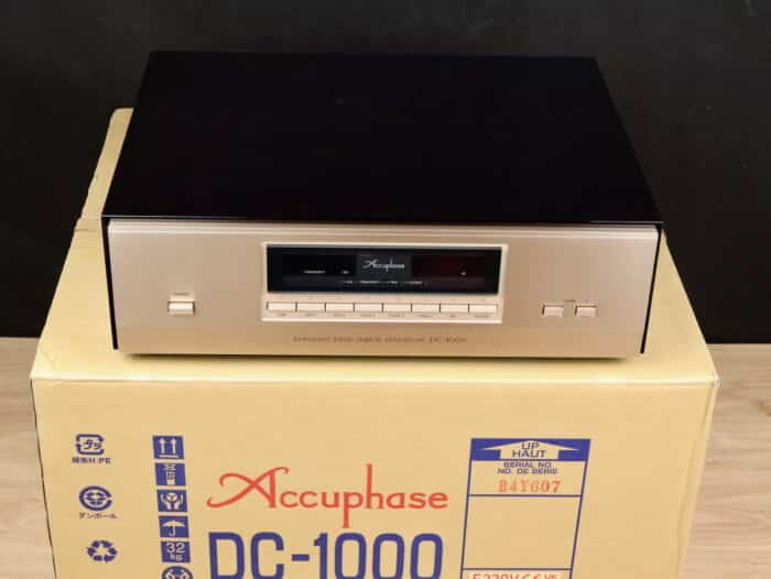 Accuphase DC-1000 highend audio Precision MDSD Digital Processor DAC 1