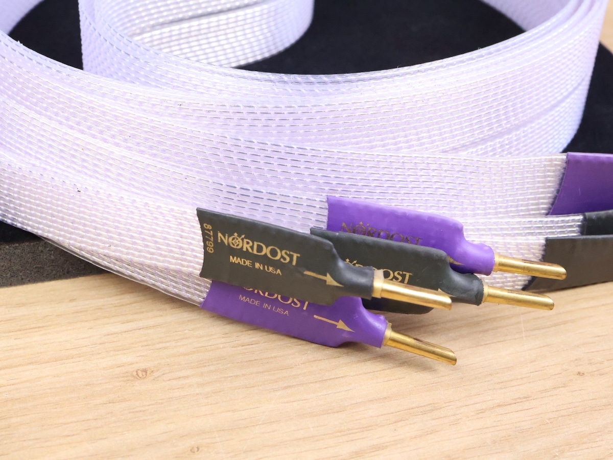Nordost Norse Frey 2 highend audio speaker cables 2,0 metre 22
