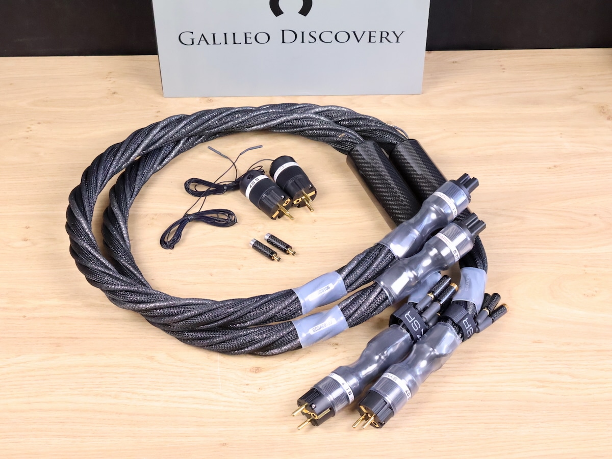 Synergistic Research Galileo Discovery highend audio power cables 1,5 metre (2 available) 1