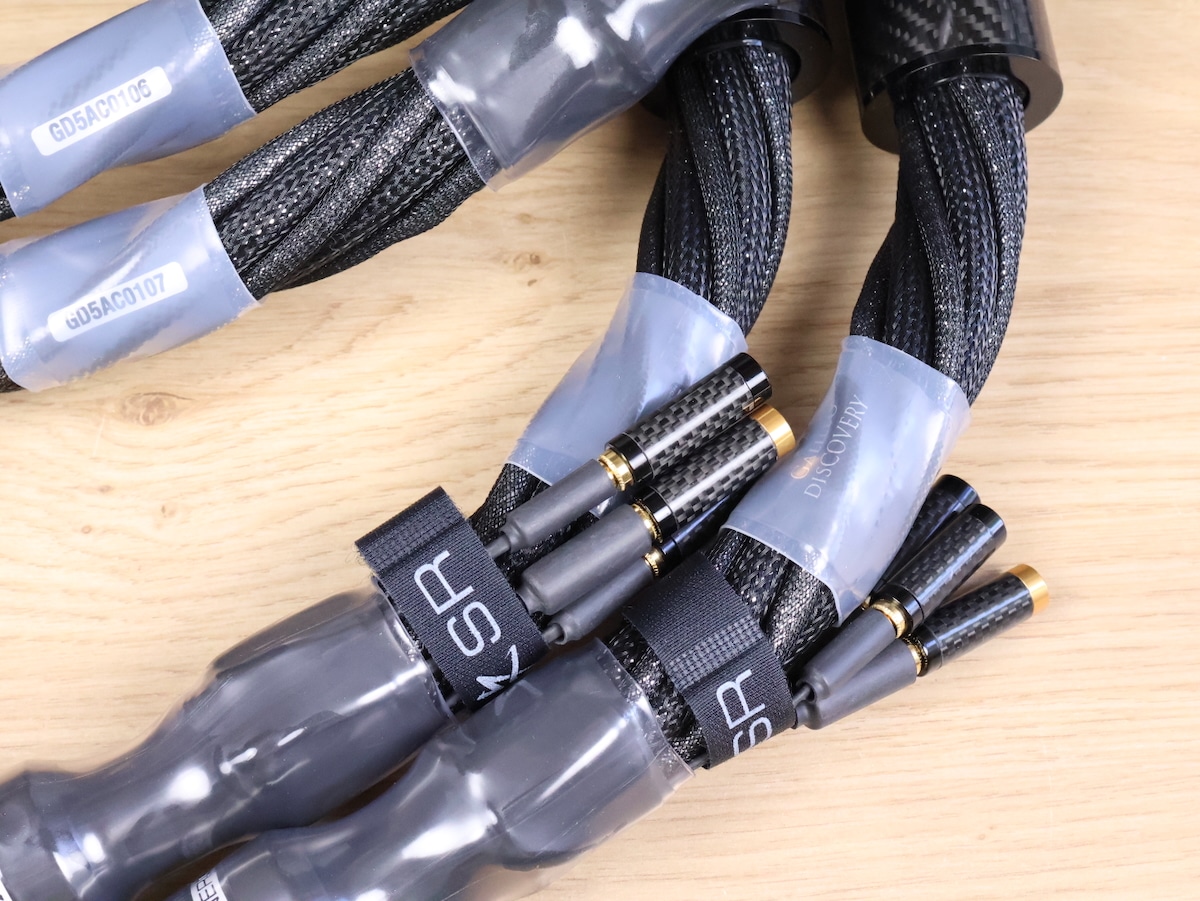 Synergistic Research Galileo Discovery highend audio power cables 1,5 metre (2 available) 2