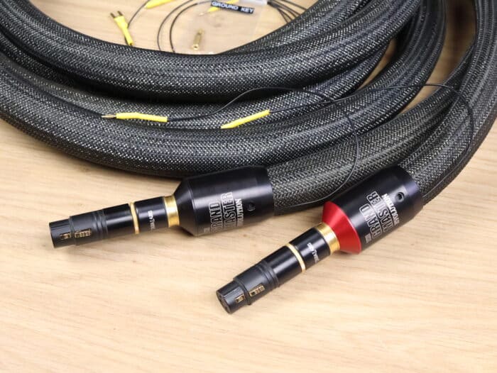 Tara Labs The Grand Master Evolution highend audio interconnects XLR 3,0 metre 2