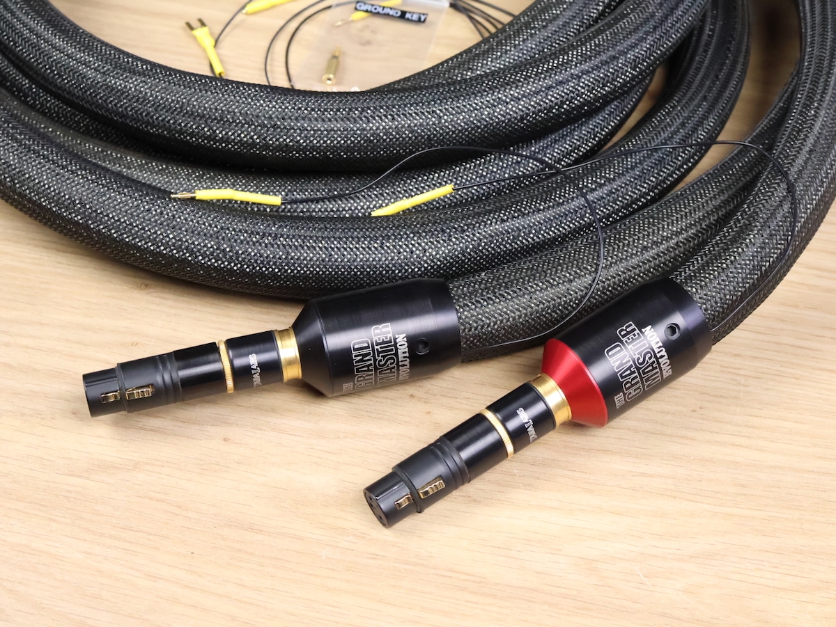 Tara Labs The Grand Master Evolution highend audio interconnects XLR 3,0 metre 2