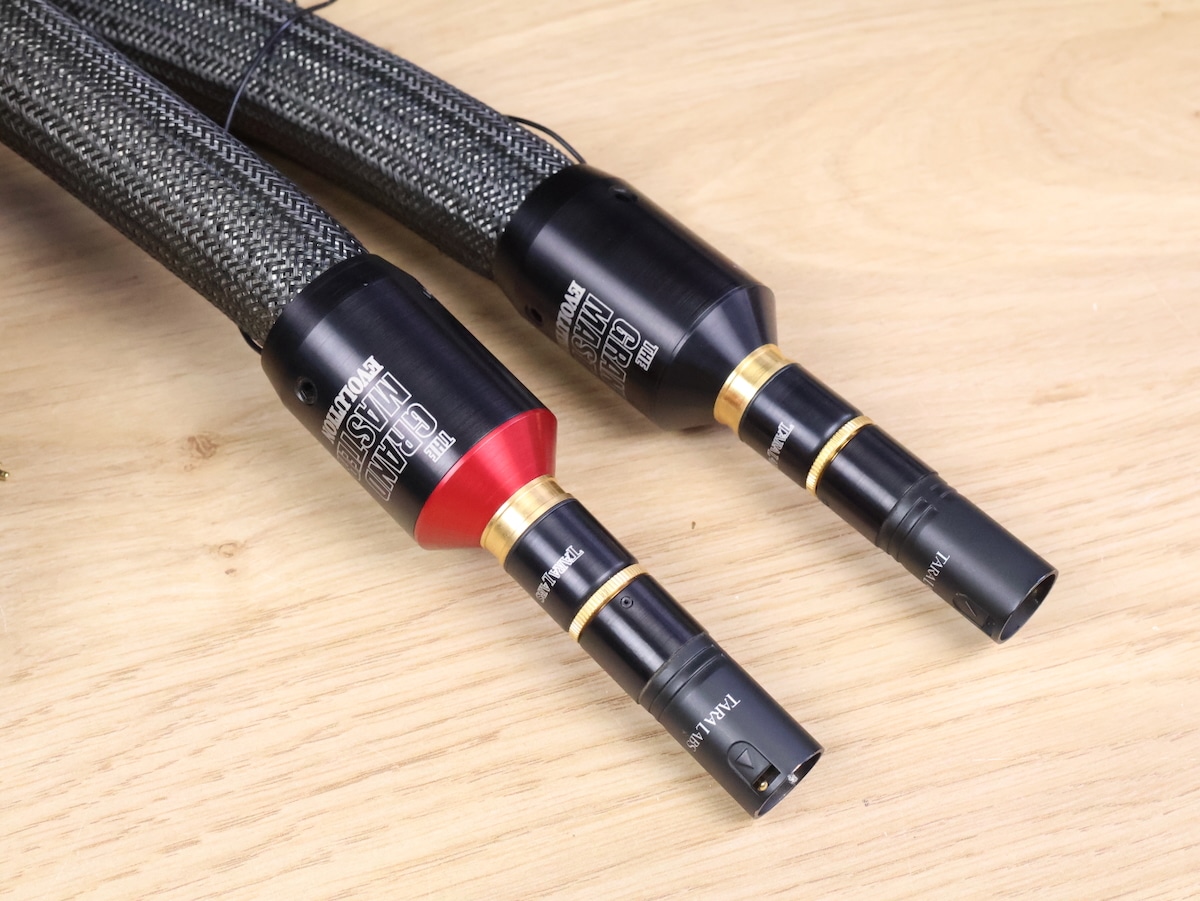 Tara Labs The Grand Master Evolution highend audio interconnects XLR 3,0 metre 3