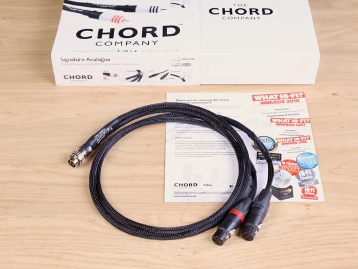 Chord Company Signature Tuned Aray digital audio interconnect 2x XLR to 5-pins DIN 1,0 metre 1