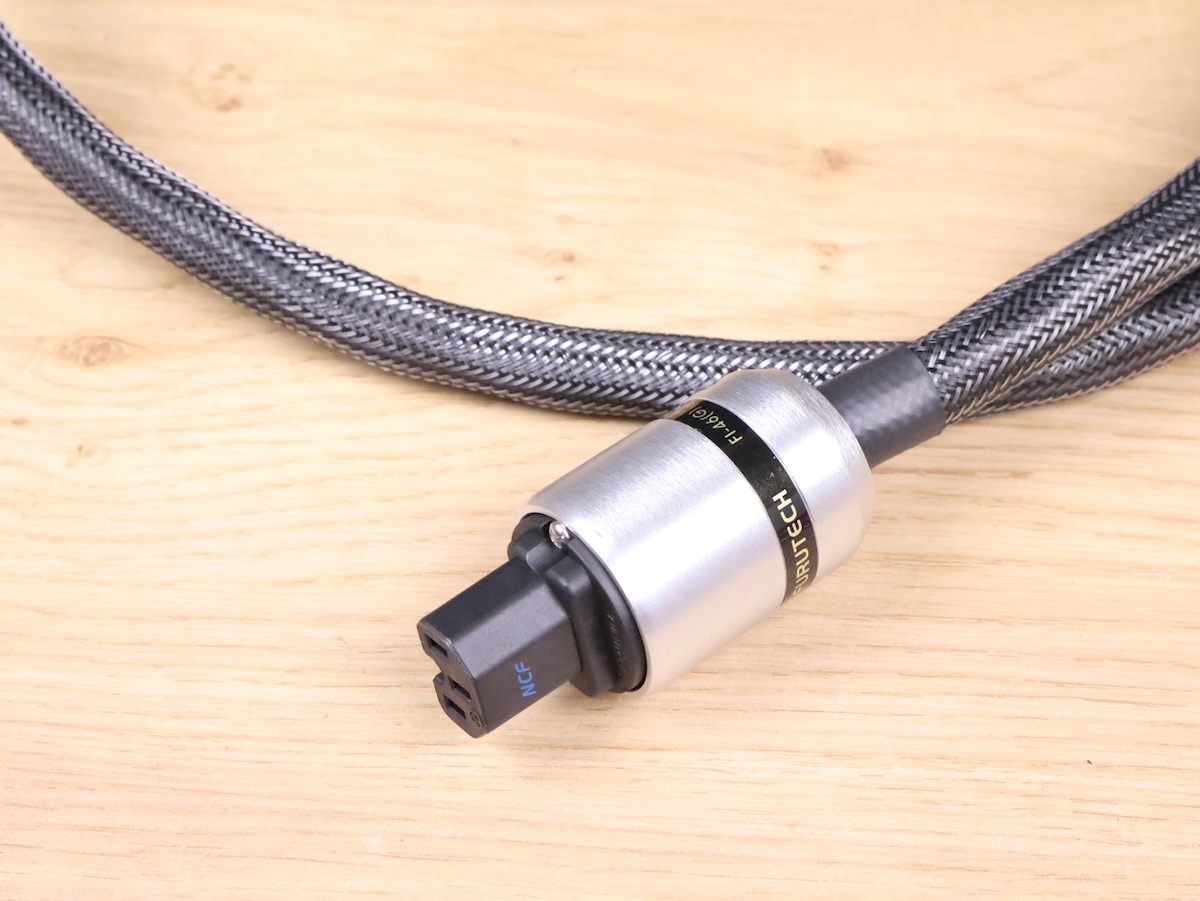 Dyrholm Draco highend audio power cable 1,8 metre 4