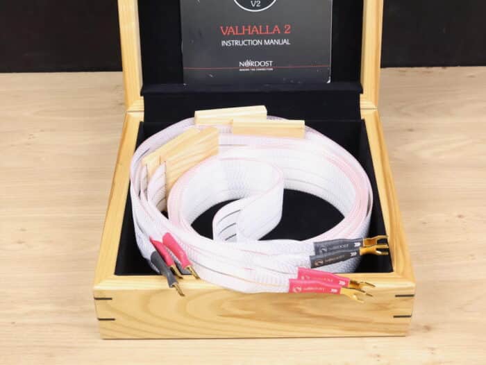Nordost Valhalla 2 Reference highend audio speaker cables 3,0 metre 21
