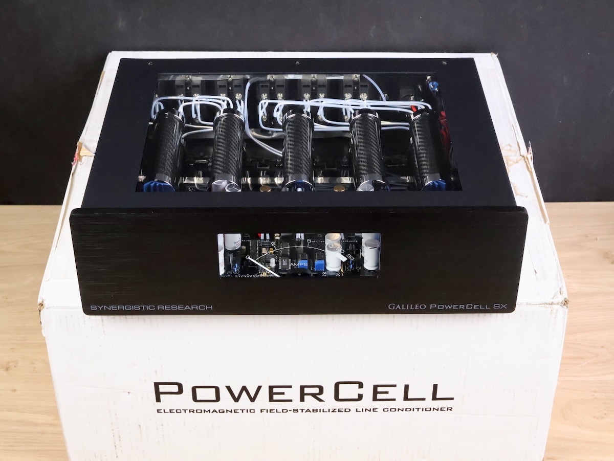 Synergistic Research Galileo PowerCell SX highend audio power conditioner with SRX cable 11