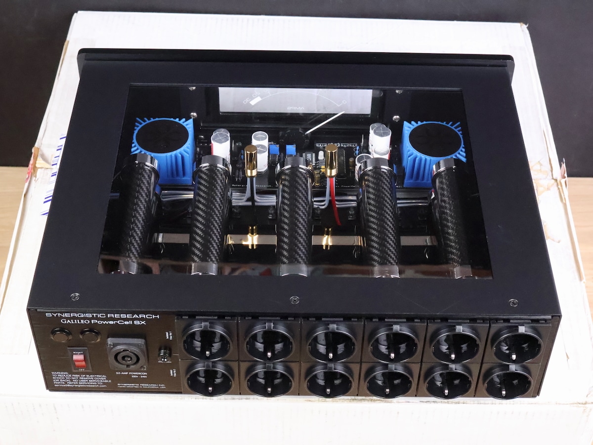 Synergistic Research Galileo PowerCell SX highend audio power conditioner with SRX cable 14