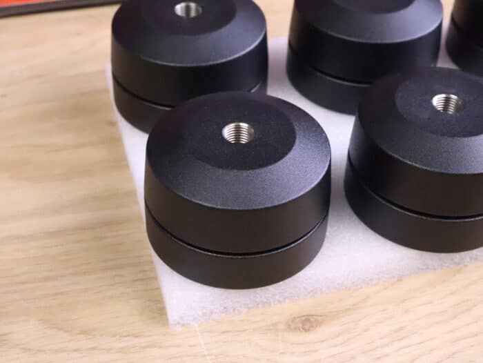 Stillpoints Ultra 5 V2 Isolators highend audio tuning feet (2 sets of 3 available) NEW 30% OFF 2