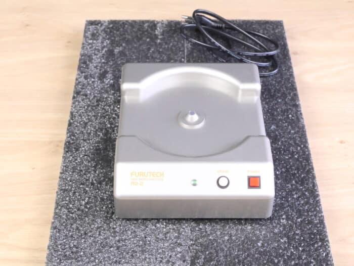 Furutech RD-2 audio Disc Demagnetizer 1