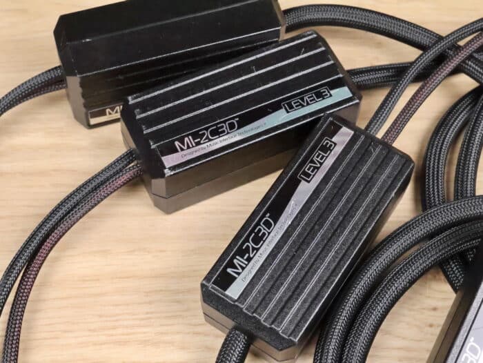 MIT Cables MI-2C3D Level 3 high end audio speaker cables 3,0 metre 2