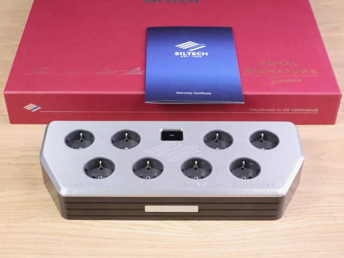 Siltech Octopus Signature Eight AgAu G9 silver-gold high end audio power distributor 31