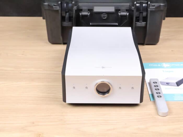 Mola-Mola Lupe high end audio Phono Preamplifier 1