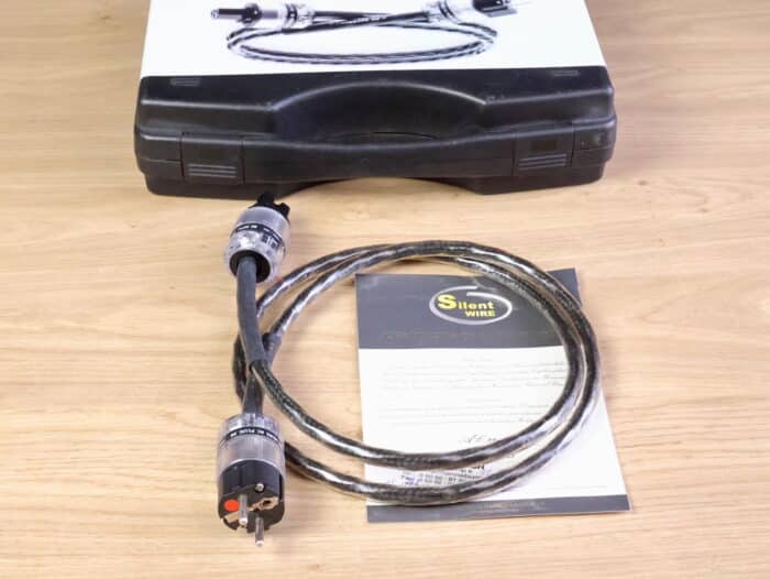 Silent Wire AC-32 Mk2 silver audio power cable 1,5 metre 1