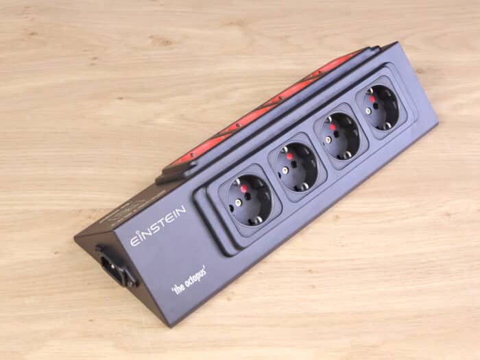 Einstein The Octopus audio power distributor 1