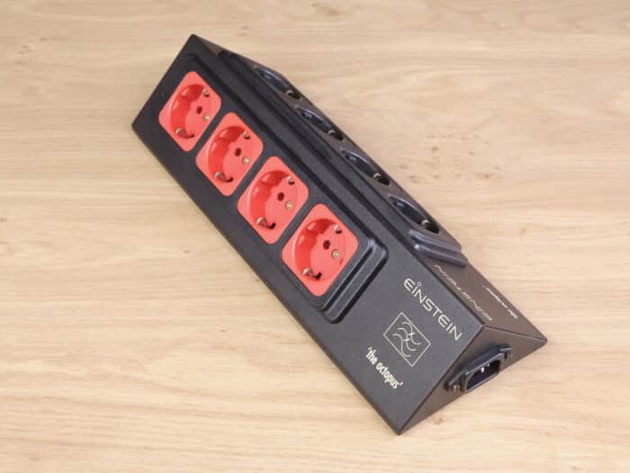 Einstein The Octopus audio power distributor 2