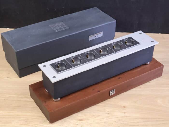 KBL Sound Reference Power Distributor RPD-6 MK3 high end audio power distributor 1